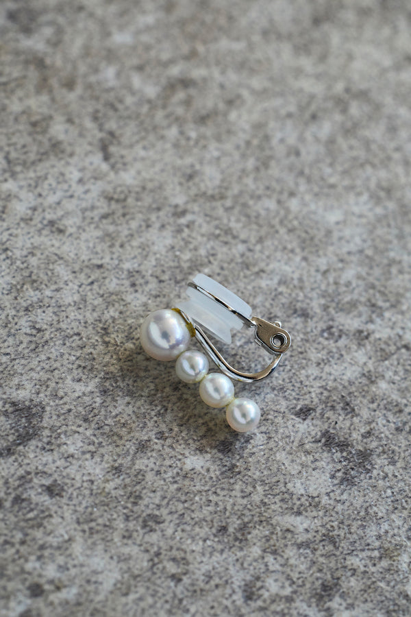 【GENESIA】QUADRUPLE AKOYA SINGLE CLIP EARRING