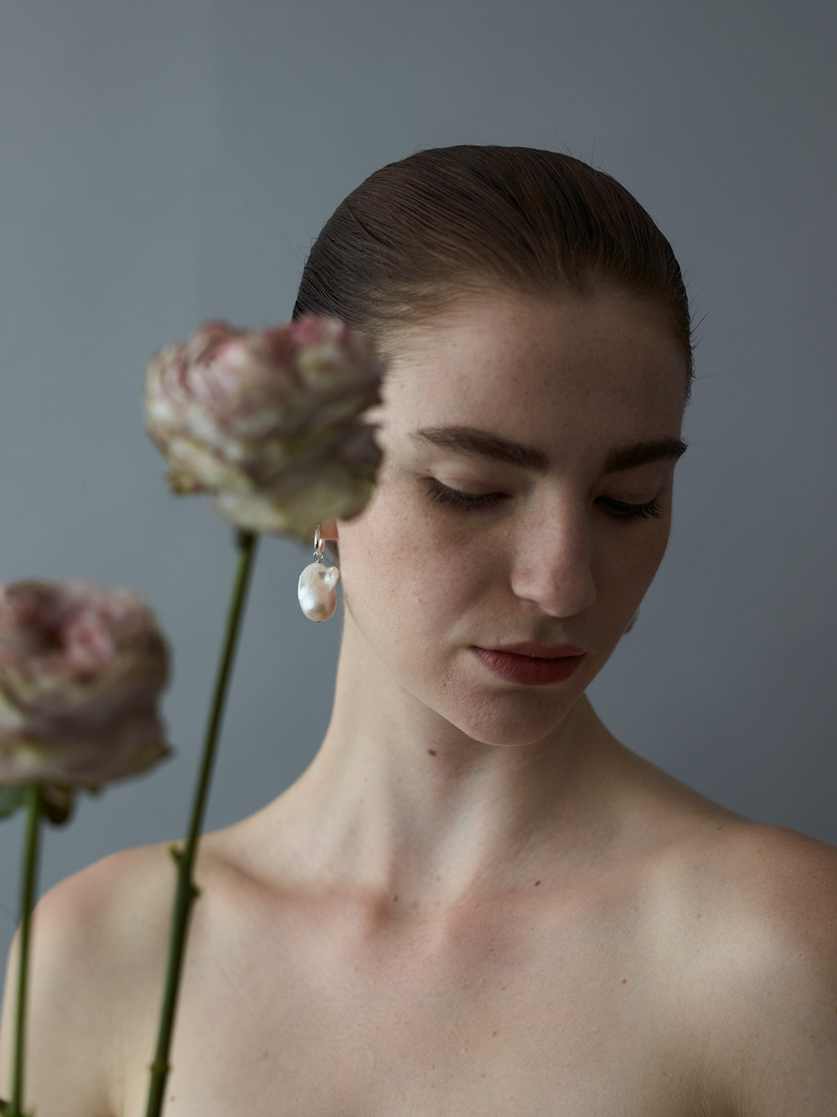 【MERLE】ONE OF A KIND BAROQUE PEARL HOOPS