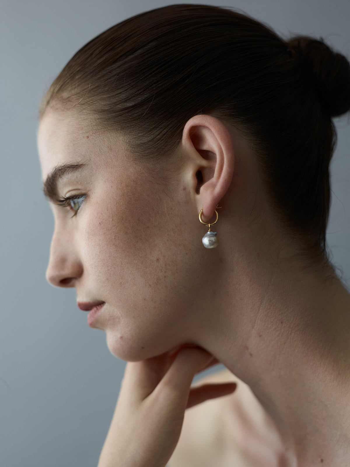 【NINETTE】ONE OF A KIND BAROQUE PEARL HOOPS