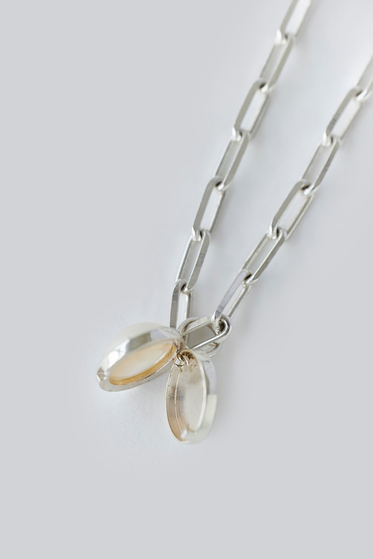 【MARGARET】MABE LOCKET CHAIN NECKLACE