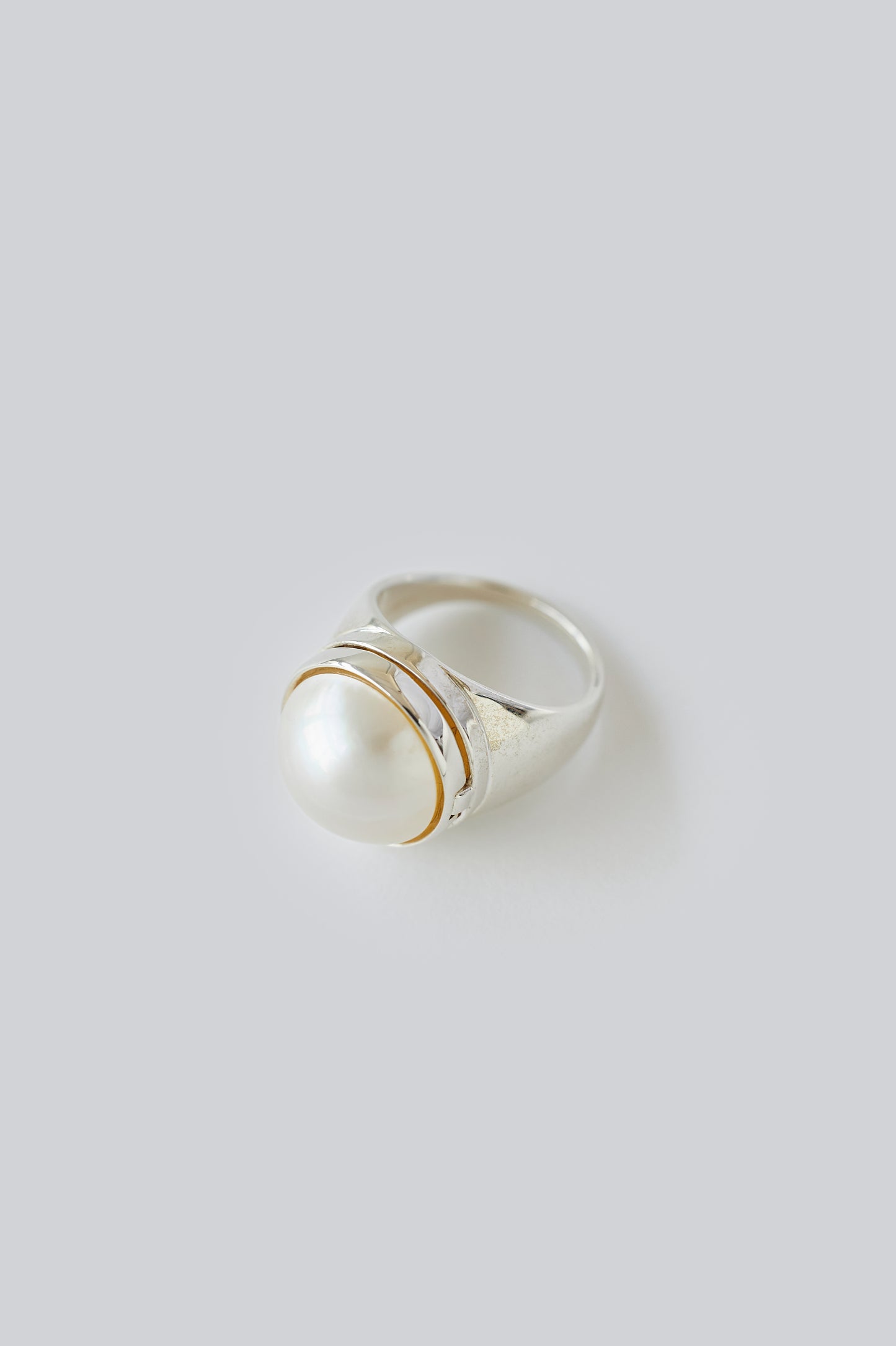 【VICTORIA】MABE LOCKET SIGNET RING